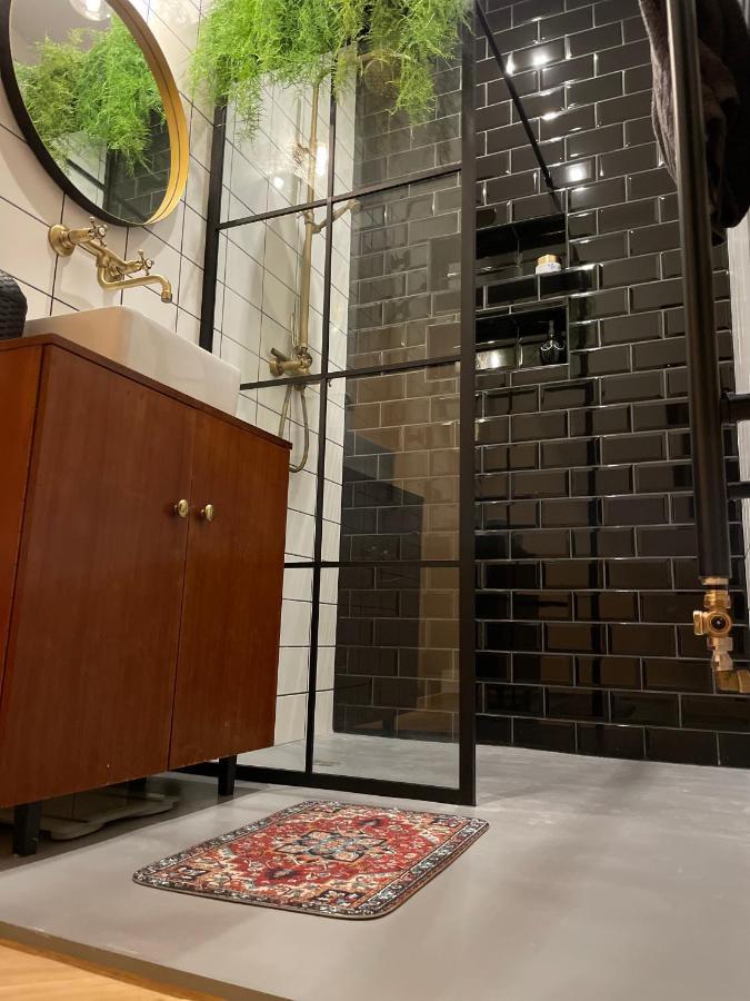 B&B Gasthuisstraat ドックム エクステリア 写真